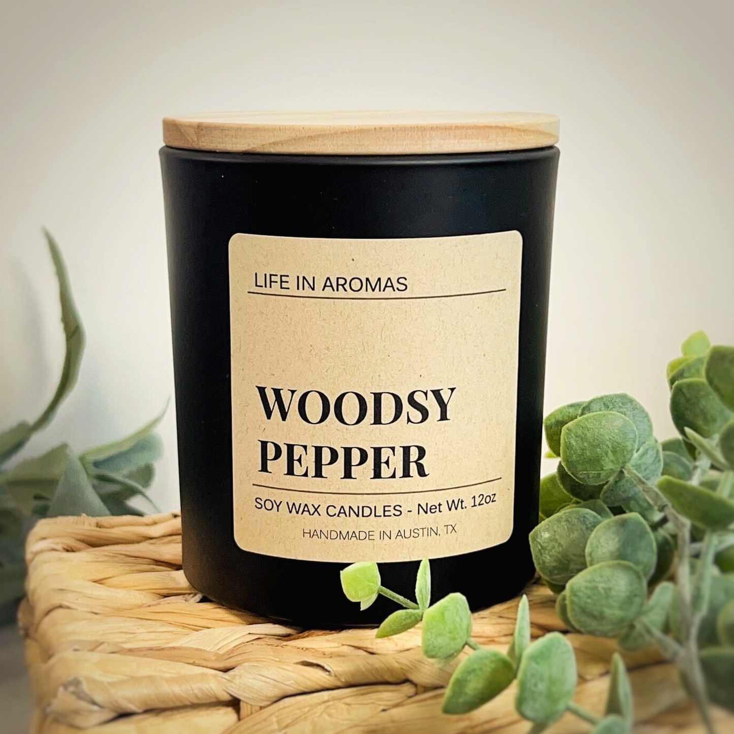 Woodsy Pepper Candle 14 oz